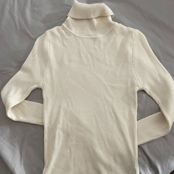 BEIGE FITTED TURTLENECK SWEATER - Picture 1 of 2